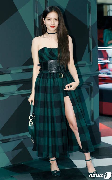 blackpink Jisoo Dior dress